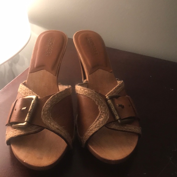 Leather and camel sandals - Picture 2 of 4
